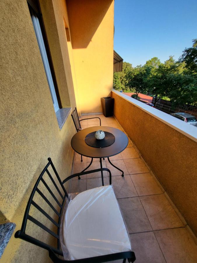 Rijeka Apartment With Free Parking And Large Balcony Exteriör bild